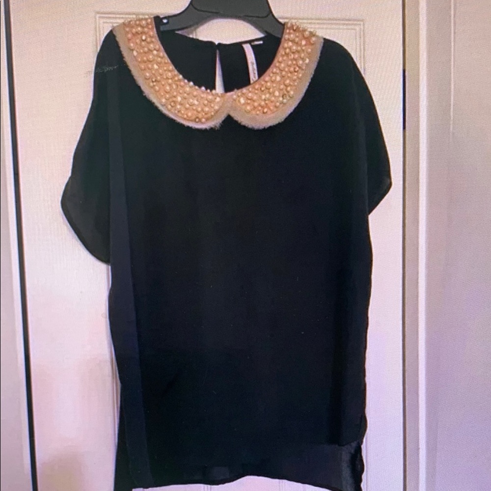 Elegant Black Top with Pearl Collar